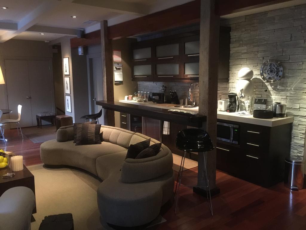 Sir Montcalm Gite B&B Монреаль Экстерьер фото