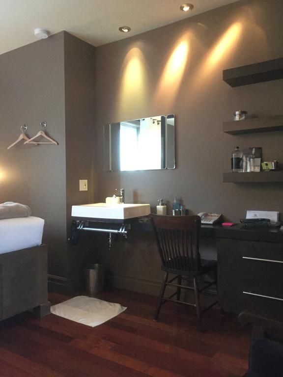 Sir Montcalm Gite B&B Монреаль Экстерьер фото