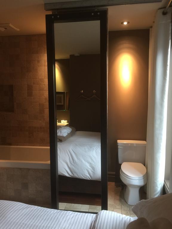 Sir Montcalm Gite B&B Монреаль Экстерьер фото